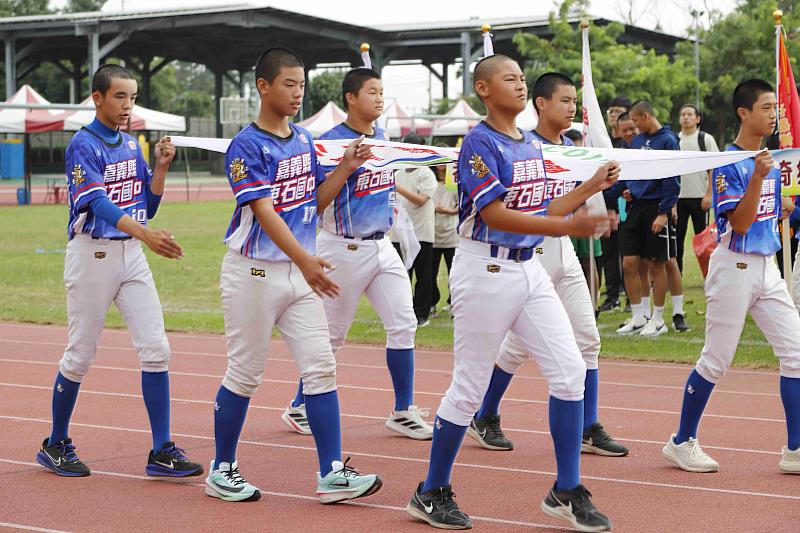 翁章梁出席嘉縣114年中小學運動會開幕典禮