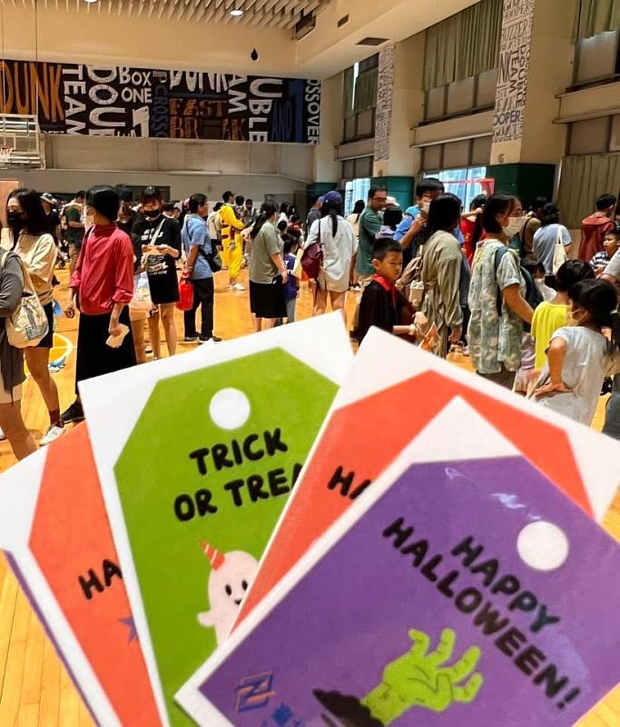 內湖運動中心「Trick or Treat」親子嘉年華歡樂登場,近600位親子共襄盛舉,共享萬聖節驚喜派對