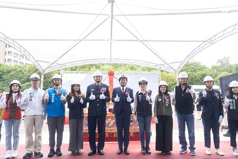埔頂派出所新建工程開工動土典禮大合照。