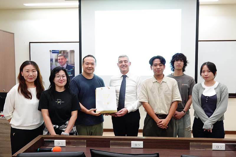 荷蘭海牙飯店管理學院院長Rogier Busser談國際化教育的真諦與挑戰