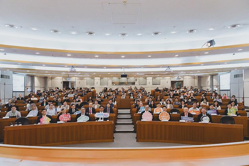 人事行政總處辦理「公務AI躍進交流研習營」 公務AI創新SHOW熱力開展