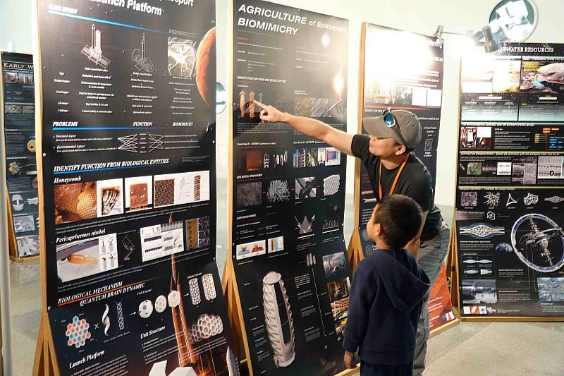 科學不只是冷冰冰的技術,而是與生活緊密相連的智慧,此次展出期望讓民眾真切感受台灣太空科技的進展。