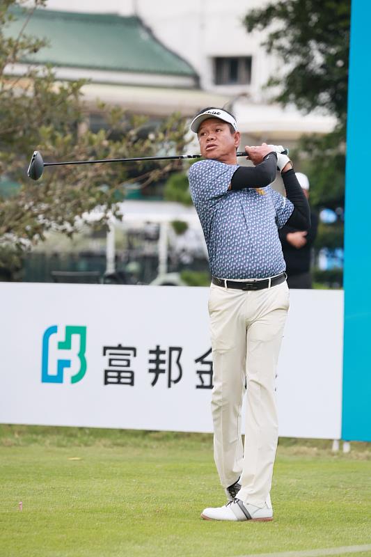 2025富邦長春公開賽衛冕冠軍泰國高球名將托馬倫表示,希望後兩回合能改進進攻果嶺鐵桿距離失準的錯誤。