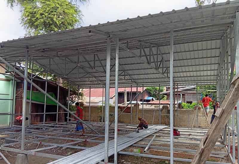 興建中的組合屋。（圖由靈鷲山佛教教團提供）
