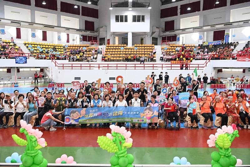 「桃義身心．壯遊諸羅－長者運動會」熱鬧登場 黃敏惠市長到場加油
