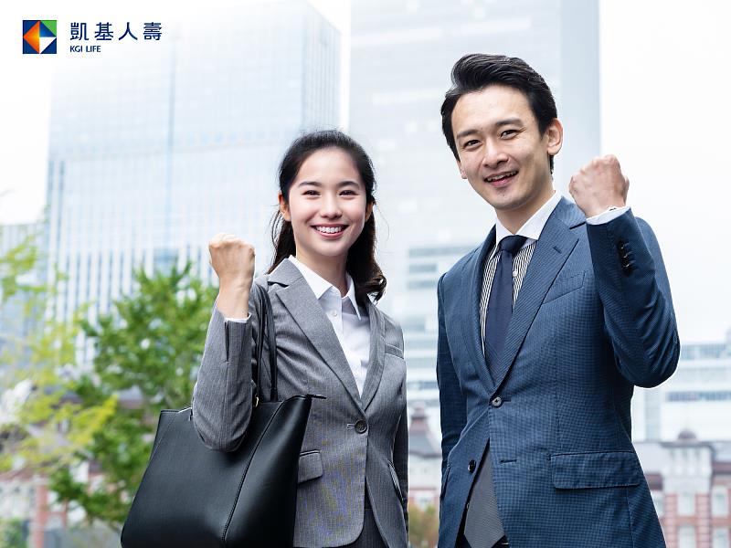 上班族可選擇網路投保年金險市占第一的「凱基人壽網路投保專區」，選擇投保最適合的利率變動型年金保險商品，打造「小額開始、逐年累積」的年金圓夢計畫，提前準備未來。