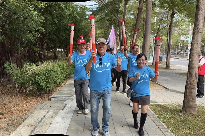 臺南大學聖火環臺傳遞活動展現各地校友對母校的情感連結與祝福。