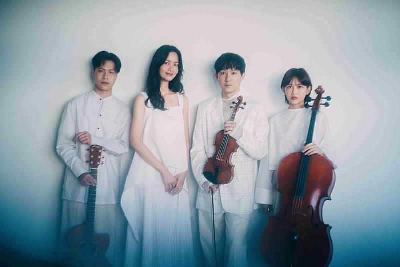 過去10餘年，Cicada以台灣的山與海為創作座標；這次則循著冰川的軌跡，進行一場由島至島的自然書寫。（圖／風潮音樂　提供）