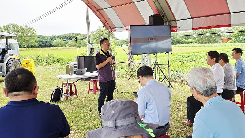 彰化縣政府農業處黃松欽科長表達對與會單位的感謝及對於東海大學持續推動智慧農業發展的支持。