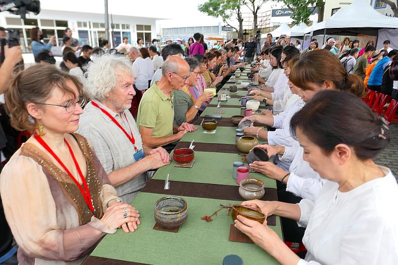 今年的台灣國際茶碗節有20個國家的陶藝家參展