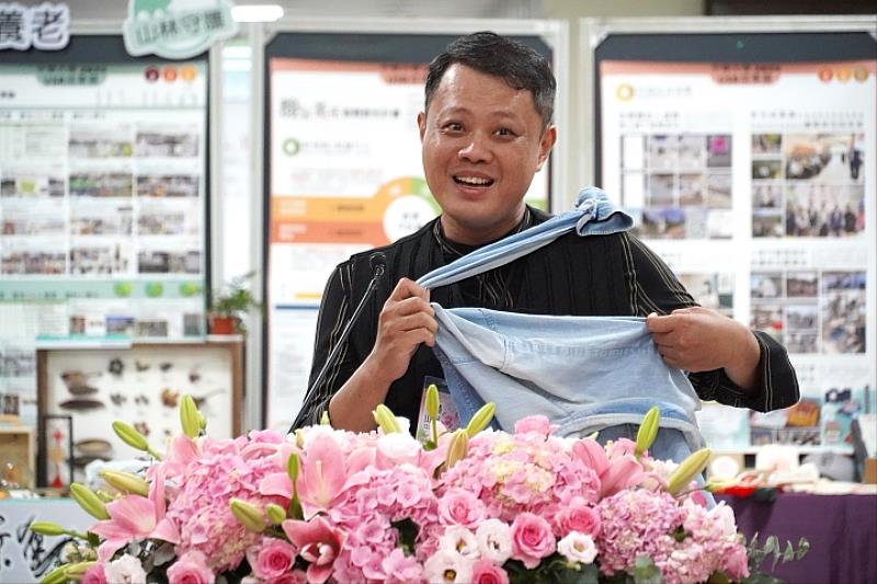 舒喜巷工作室創辦人黃飛霖以生活設計為媒介，帶領大眾重新思考資源再生與永續美學的可能性。