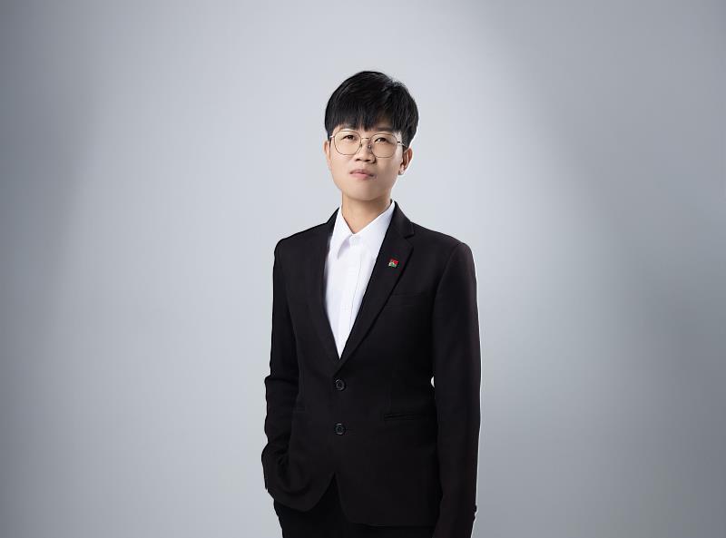 從證券業轉戰房仲 信義房屋張芷薇9年成就更好的自己