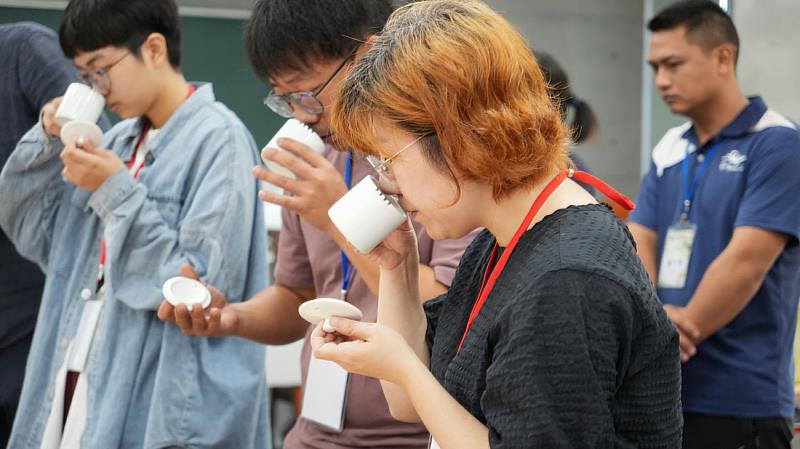 茶葉聞香
