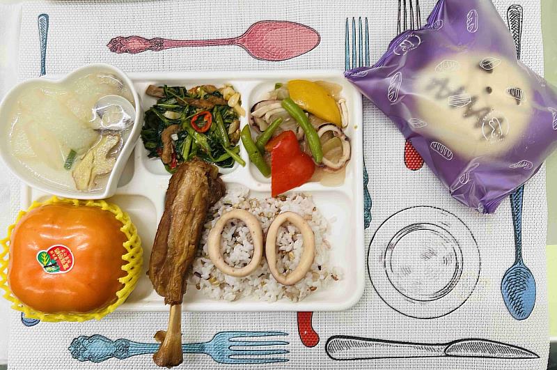 「膳香 轉動 馨溪望」114年馨動基金會午餐經費捐款儀式