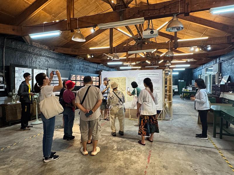 臺東縣府攜手糖廠啟動國際志工英語導覽培訓