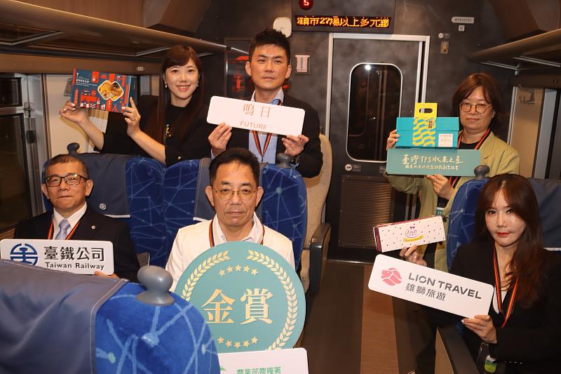 農糧署陳立儀主任秘書與合作企業合影