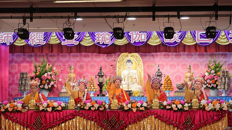 午後舉辦五大士瑜伽燄口施食法會。（靈鷲山佛教教團提供）