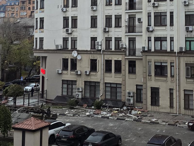 基輔台灣貿易中心周圍建築遭無人機襲擊。 (貿協提供)