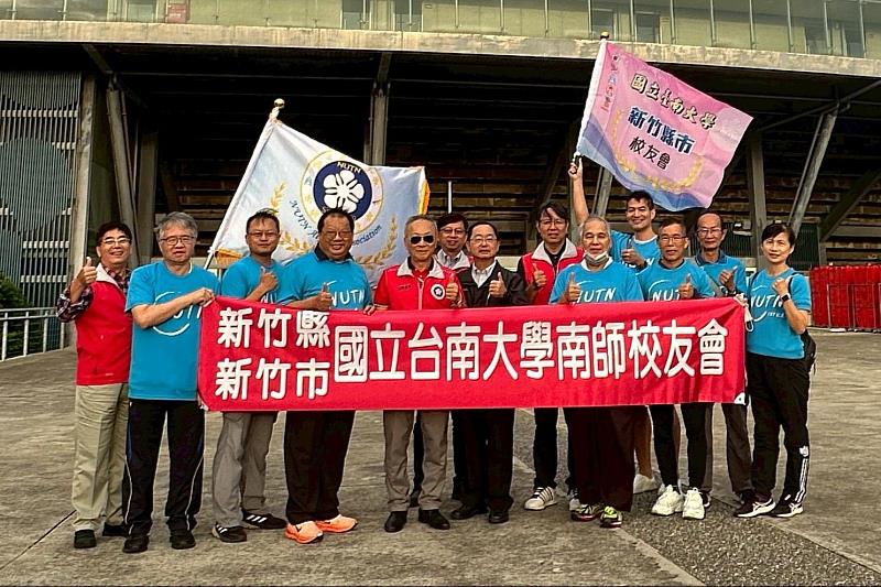南大聖火環臺行動持續進行，各地校友以實際行動傳遞南大的信念與力量。
