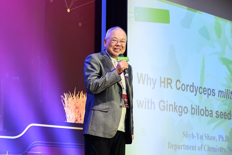 成功大學前化學系主任、生科所前所長蕭世裕博士