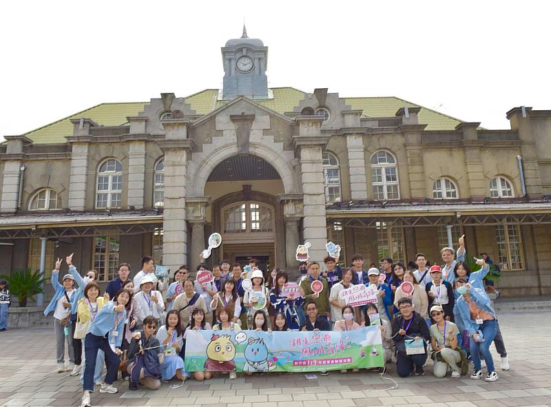 單身聯誼活動結合時下最夯的城市實境解謎遊戲與派對桌遊。