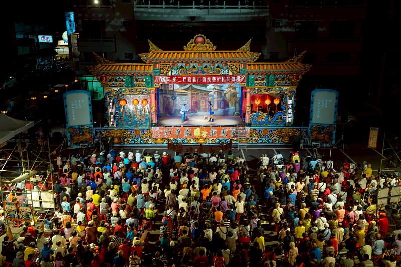 「勝秋戲劇團」打頭陣開唱，「明華園日字戲劇團」接棒演出 帶來精采好戲