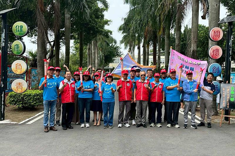 第47級吳鐵雄與第50級曾助雄兩位南大前輩出席雲林站活動，展現跨世代傳承精神。