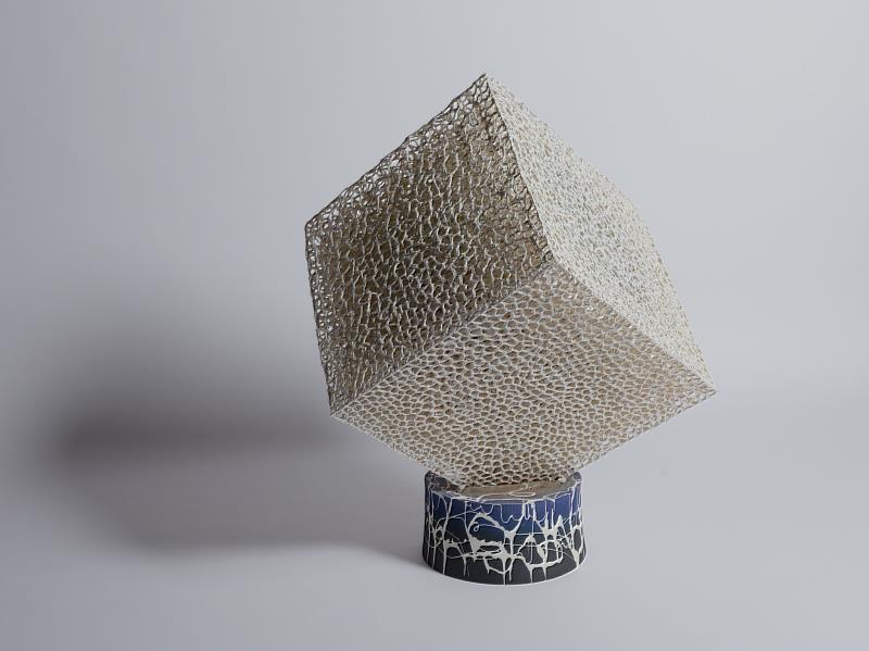 工藝美術組（二等獎） 脆弱的平衡 余成忠