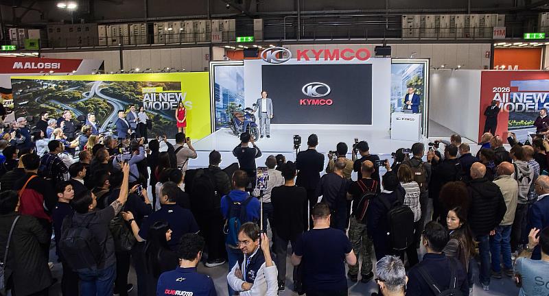 全球專業機車品牌KYMCO光陽集團於2025米蘭車展盛大展出多台新世代車款，展現國際品牌頂級研發實力與品牌創新能量，吸引國際媒體與車迷人潮擠爆展區，現場盛況空前。
