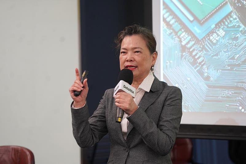 前經濟部長王美花