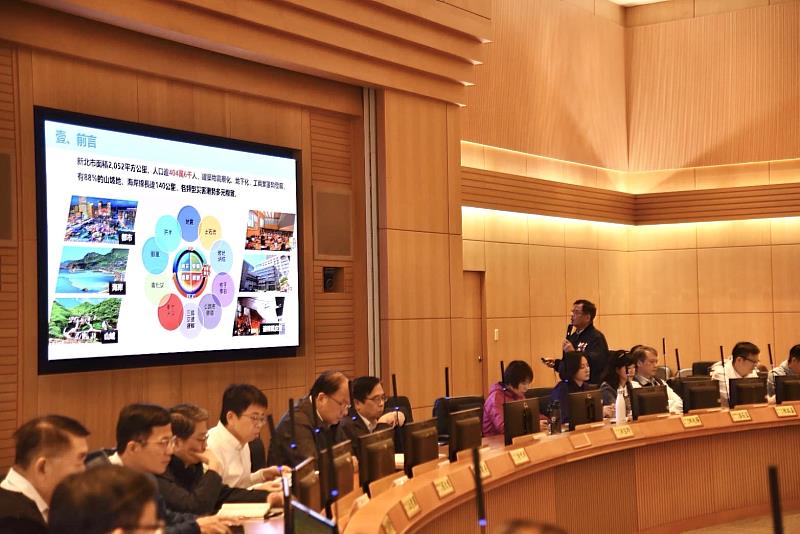 智能科技專業創新 人本安全安居新北