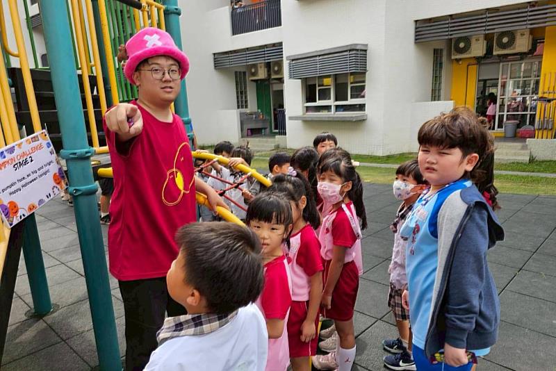 南大聯電課輔中心攜手地方學校推動教育公益，以創意活動深化校園交流與學習能量。