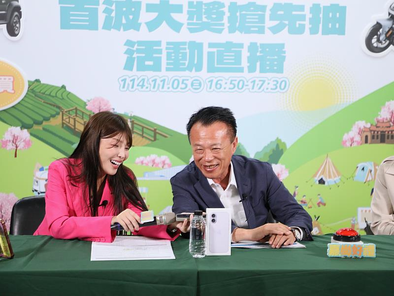 嘉義縣商圈聯合購物節買氣旺!翁章梁線上抽出首波大獎