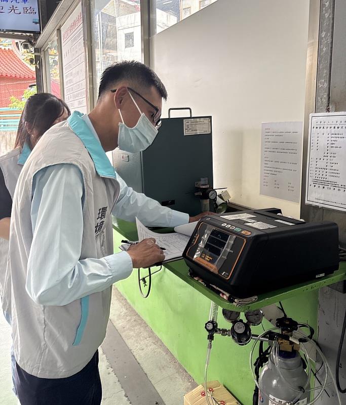 汽車代檢廠現勘輔導審查作業。