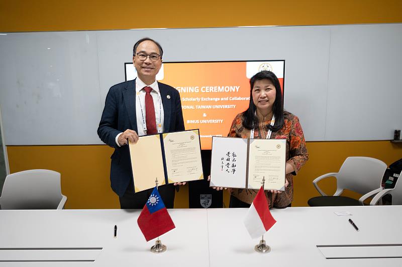 國立臺灣大學與印尼建國大學(BINUS University)在峰會期間簽署MOU。印尼建國大學同時也是明年QS亞太高教峰會主辦學校,該峰會將於印尼峇里島舉行。
