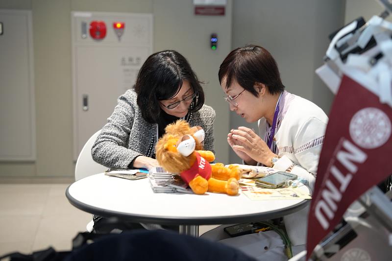 臺大、臺科大及臺師大三校雖然各自定位不同,臺大強調研究引領、臺科大擅長技術應用、臺師大專精教育人文,但透過密切合作,已形成資源互補的生態系。