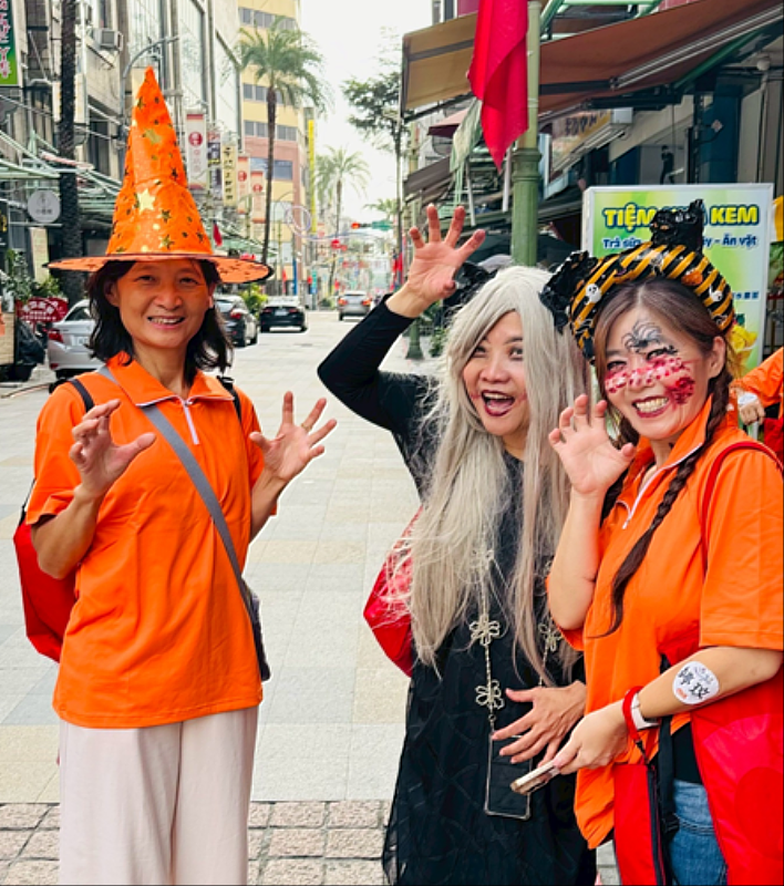 家庭照顧者們拾起童心開心裝度過難忘萬聖節。