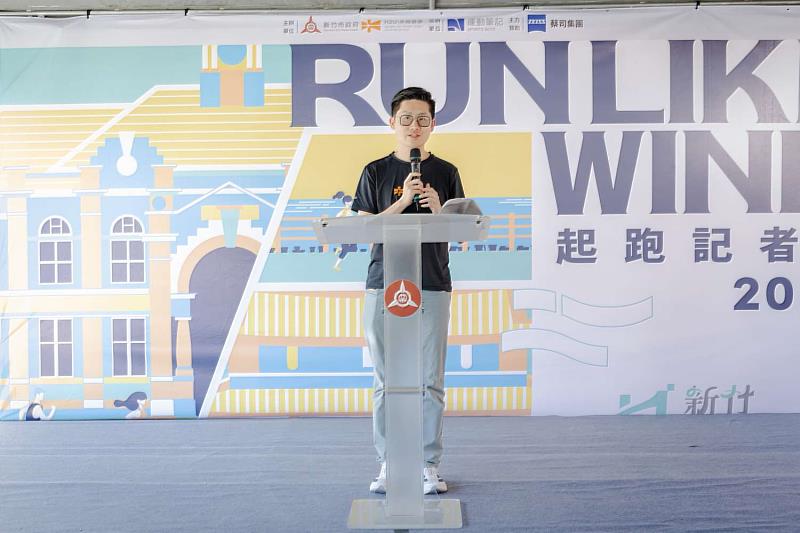 H2U永悅健康股份有限公司執行長陳俊嘉致詞。