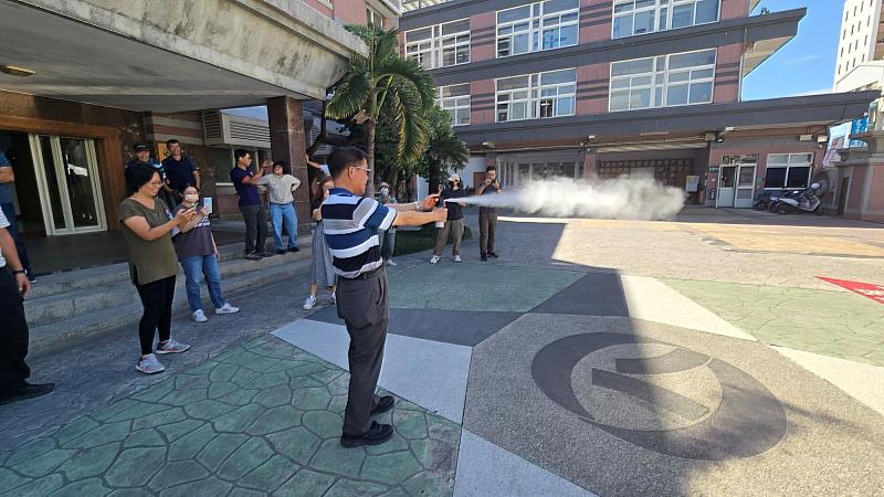 防熊噴霧試驗瓶實際操作體驗