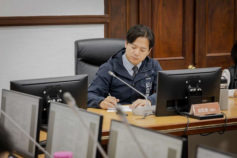 竹市府召開第31次交通改善小組會議,聚焦百貨業週年慶交通。