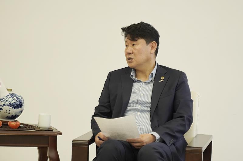 韓國昌原大學朴敏遠校長在2025佛光山大學校長論壇期間接受佛光大學採訪。