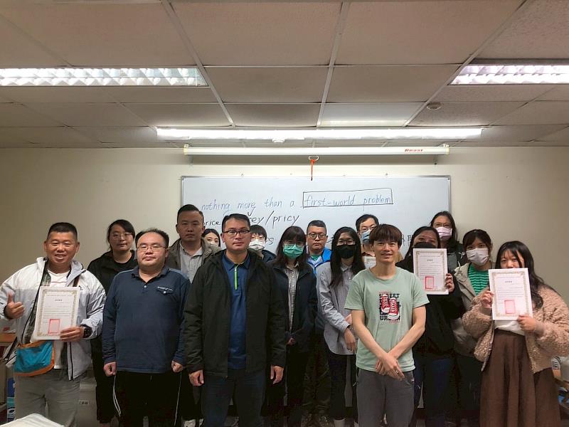 下半年多益英文實務班01期結訓照片