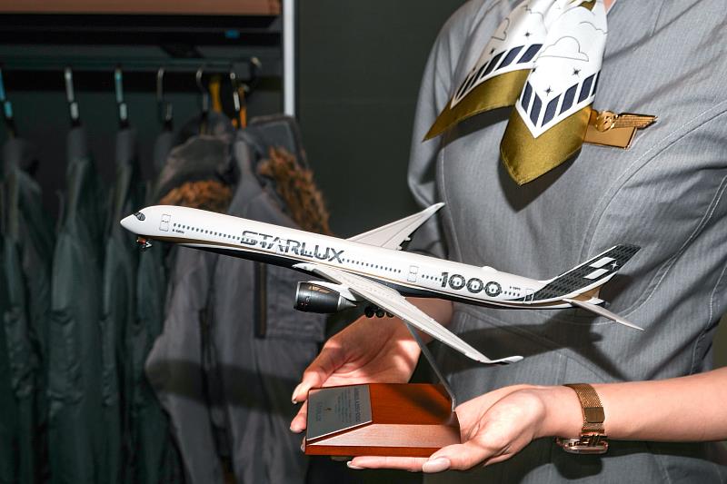 星宇航空全台首架A350-1000廣體機即將於年底抵台，特別於旅展搶先首賣同款1：200比例模