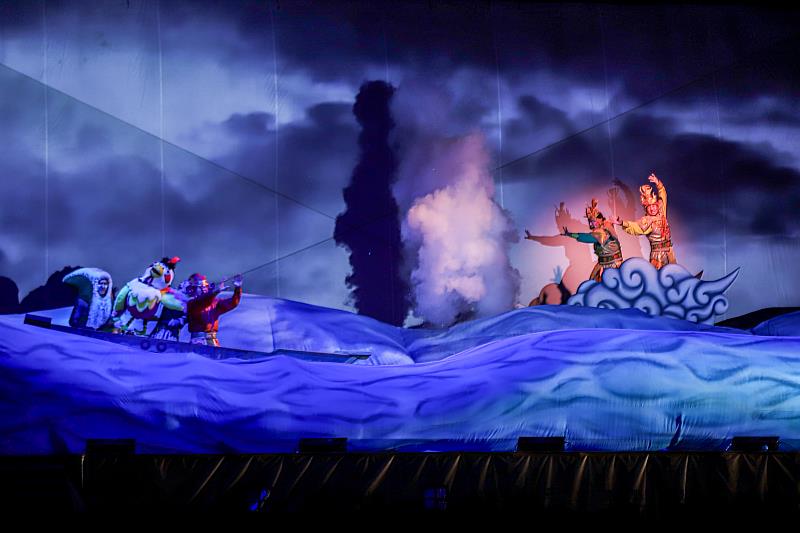 紙風車劇團以台語說故事，「順風耳的新香爐」傳遞在地文化情感-4