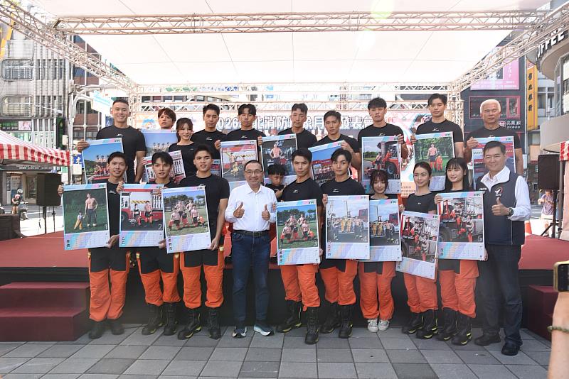 記者會由《火神的眼淚》音樂劇團隊親臨現場響應，以歌聲致敬消防精神。