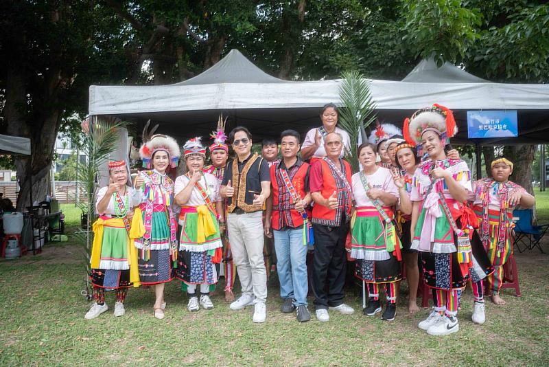 新竹市原住民權益促進會今日舉辦原住民族慶團圓活動，代理市長邱臣遠到場與族人同樂。