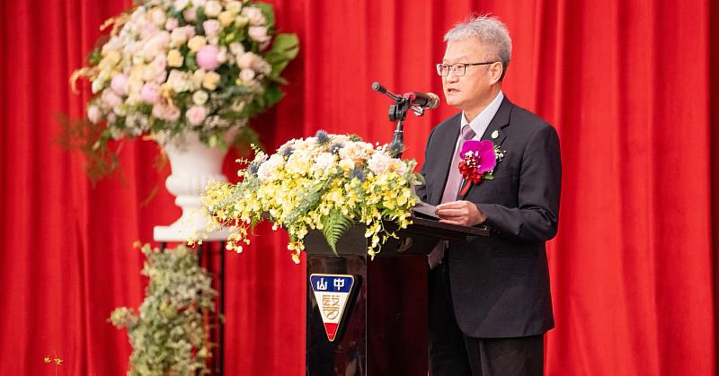 校長黃建寧感謝全校教職員生的努力，讓中山醫大持續邁向卓越。