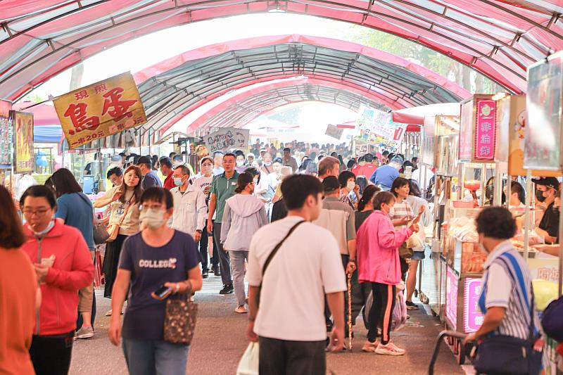 若竹兒愛心園遊會登場