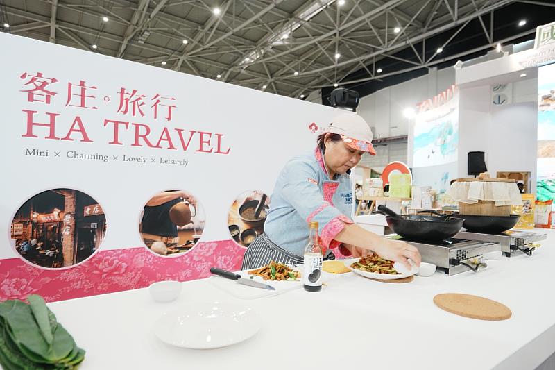 名廚劉雪玲現場展演「阿戊嫂的店」經典料理