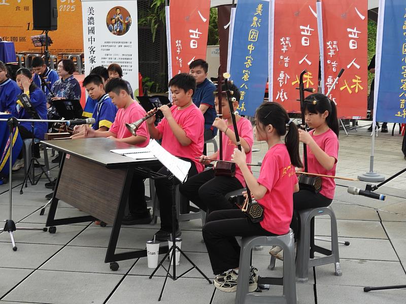 美濃福安國小客家八音社演出